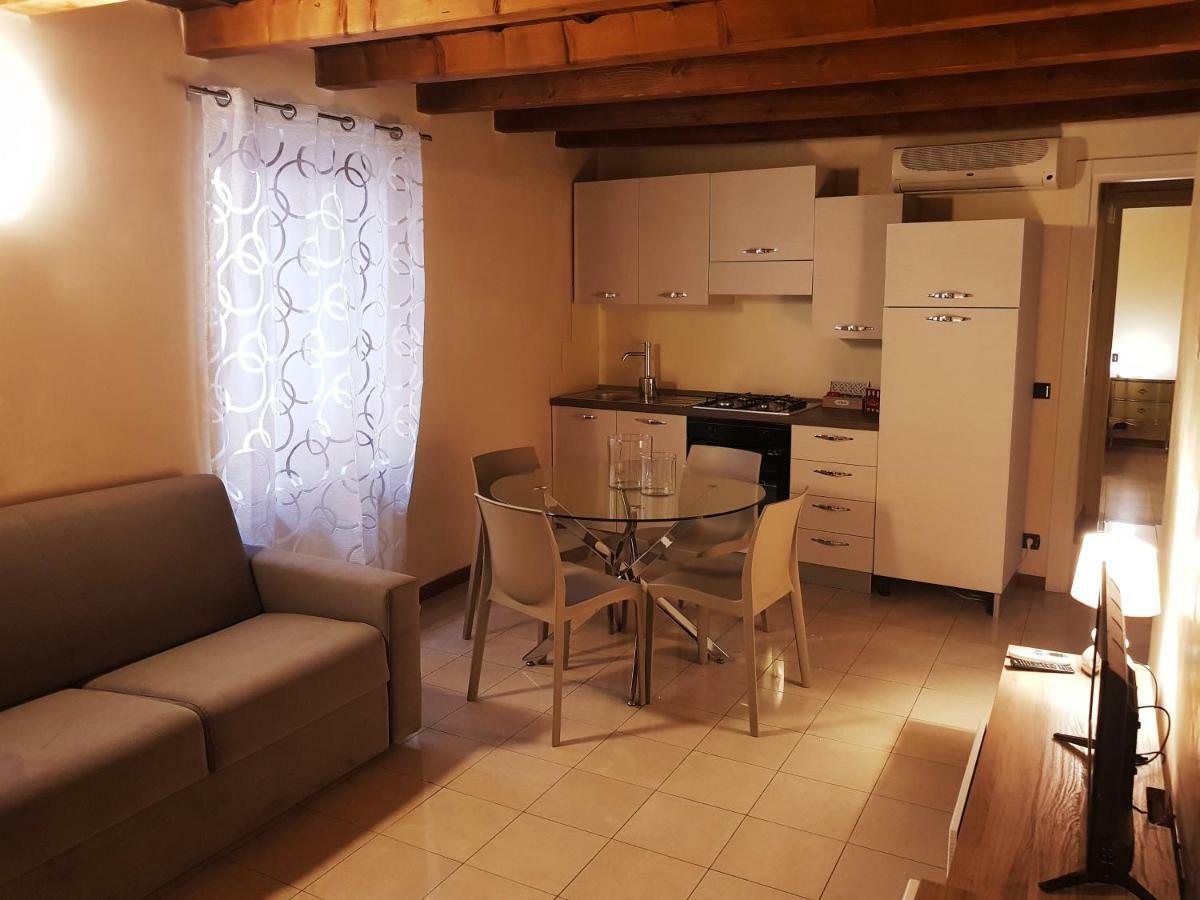 ヴェローナ Elly'S Houseヴィラ エクステリア 写真
